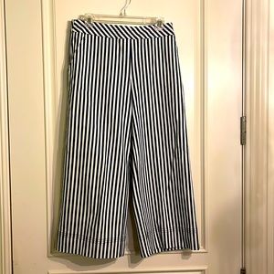 Trina Turk Wide Leg navy/white cropped pant